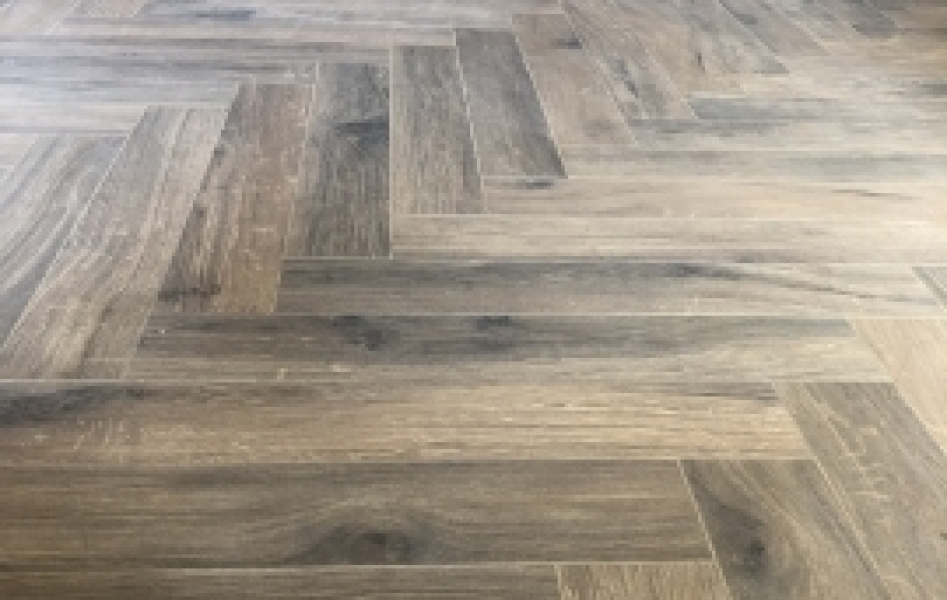 Sàn Gỗ Công Nghiệp lát kiểu Xương cá (Herringbone)