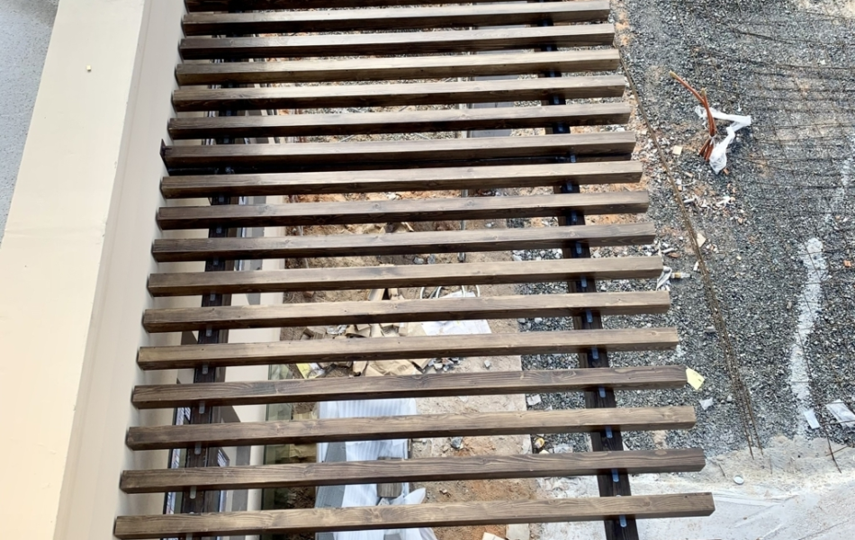 Gỗ Biến Tính LINECO Sử Dụng Ngoài Trời Không Bị Mối Mọt, Mục Nát Hay Nấm Mốc