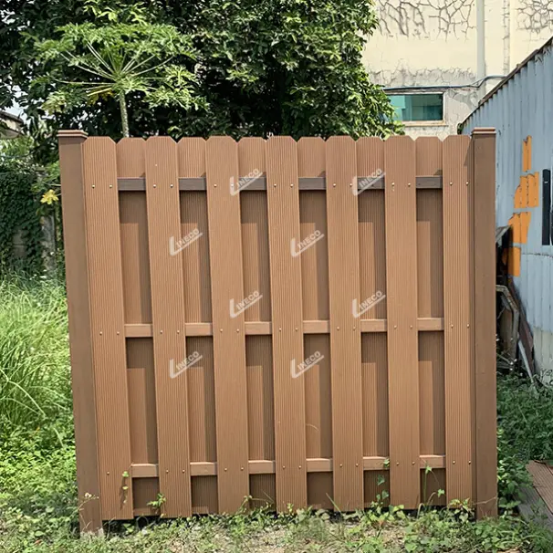 HÀNG RÀO GỖ NHỰA NGOÀI TRỜI LINECO